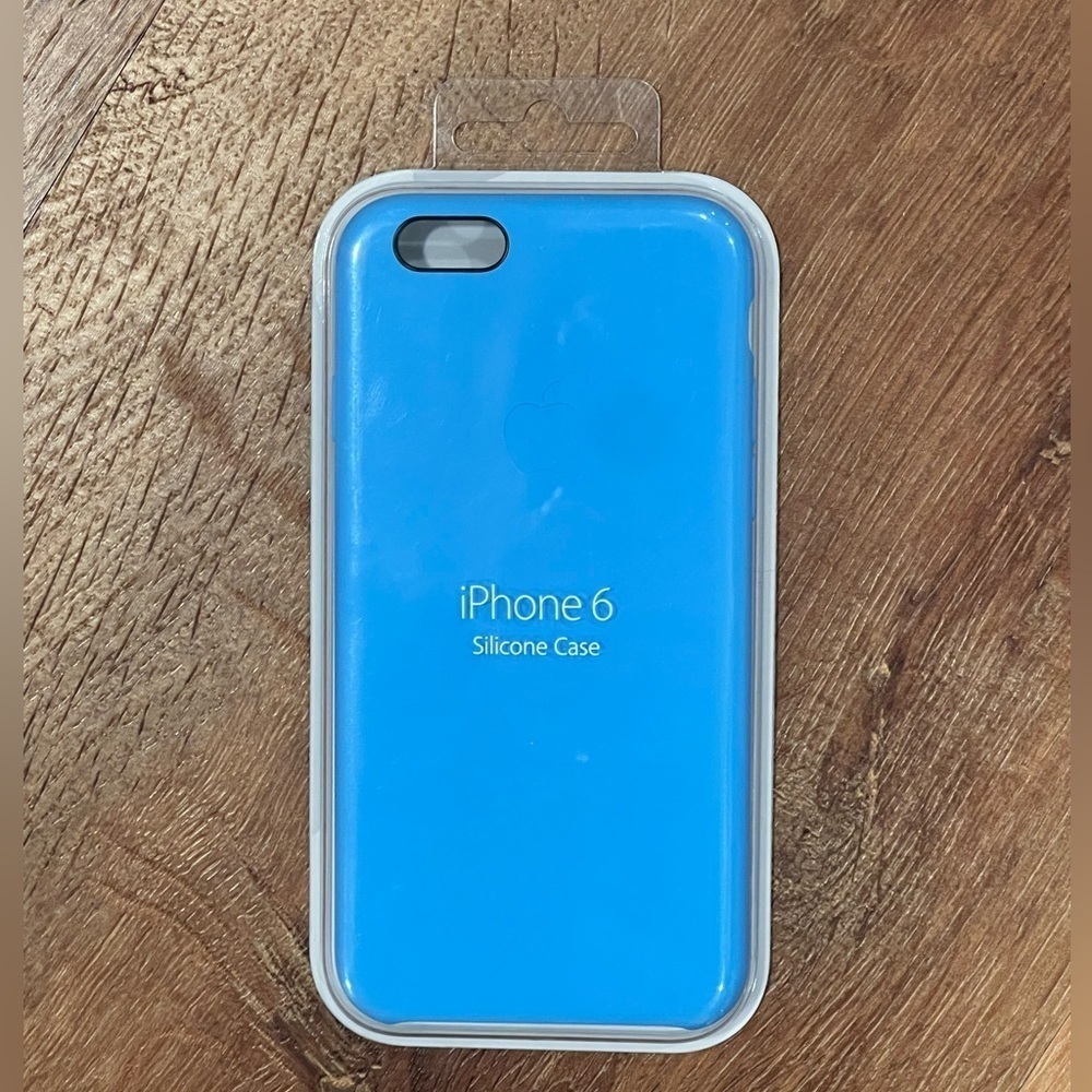 Blue iPhone 6 silicone case​​​​​​